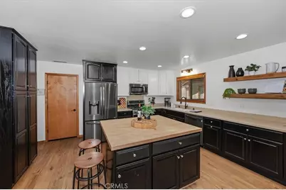 42698 Fox Farm, Big Bear Lake, CA 92315 - Photo 15