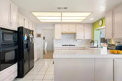 16353 E Peak Court, Riverside, CA 92503 - Photo 13