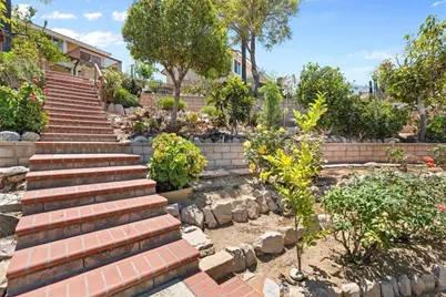 16353 E Peak Court, Riverside, CA 92503 - Photo 41