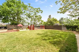 13333 5th, Yucaipa, CA 92399 - Photo 27