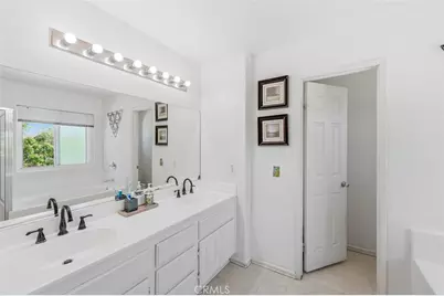 26589 Trumble, Menifee, CA 92585 - Photo 35
