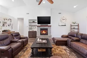 11262 Oakdel Ct, Yucaipa, CA 92399 - Photo 13