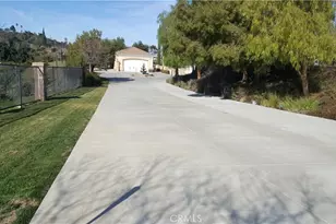 4007 Suzie Cir, Corona, CA 92881 - Photo 3