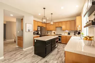 31302 Gatehouse Ct, Murrieta, CA 92563 - Photo 15