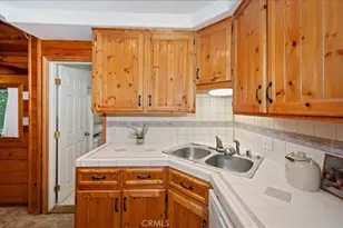 23734 Shady Ln, Crestline, CA 92325 - Photo 17