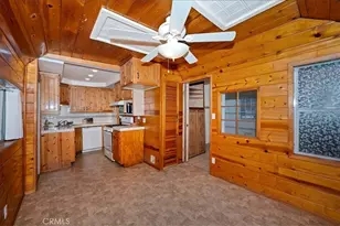 23734 Shady Ln, Crestline, CA 92325 - Photo 9
