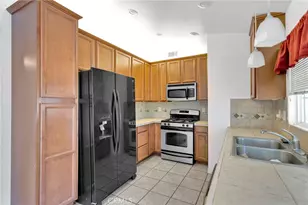 11541 Laurel Oak, Victorville, CA 92392 - Photo 13