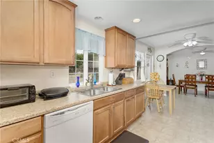 26252 Croydon St, Highland, CA 92346 - Photo 11