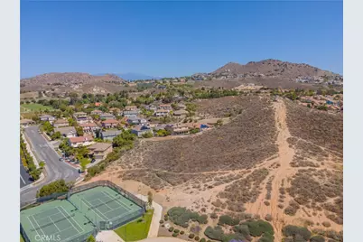 2424 Lenai, Corona, CA 92879 - Photo 73
