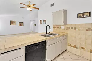 15036 Milford, Adelanto, CA 92301 - Photo 13