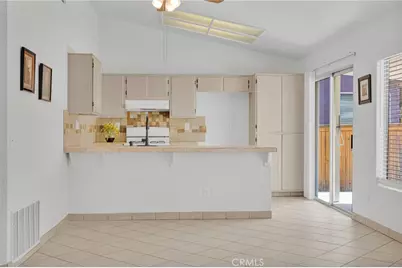 15036 Milford, Adelanto, CA 92301 - Photo 11
