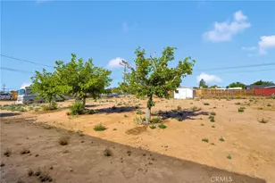 13392 Yakima, Apple Valley, CA 92308 - Photo 35