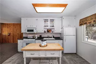 1099 Canyon, Fawnskin, CA 92333 - Photo 15