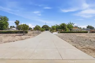1155 N Lyon, Hemet, CA 92543 - Photo 11