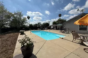 325 W Ave L, Calimesa, CA 92320 - Photo 13