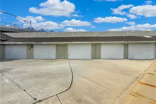 7736 Sugar Dr, Huntington Beach, CA 92647 - Photo 3