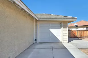 15151 Desert Oak, Victorville, CA 92394 - Photo 49