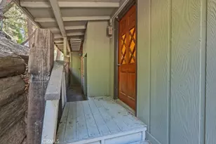 997 Berne, Crestline, CA 92325 - Photo 23