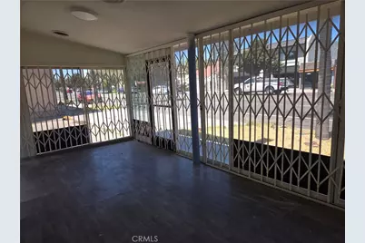 6682 Magnolia Avenue, Riverside, CA 92506 - Photo 11