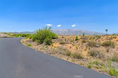 39534 Eastview Court, Yucaipa, CA 92399 - Photo 3