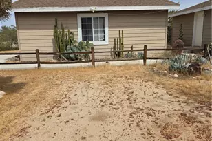 57963 Campanula, Yucca Valley, CA 92284 - Photo 3