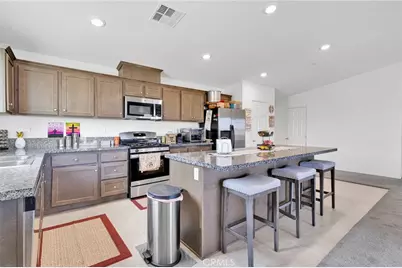 11412 Charlotte, Adelanto, CA 92301 - Photo 9