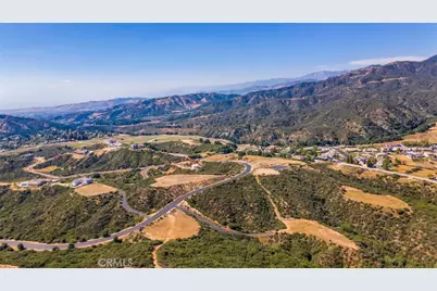 39537 Eastview Court, Yucaipa, CA 92399 - Photo 9