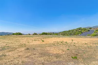 39537 Eastview Court, Yucaipa, CA 92399 - Photo 5