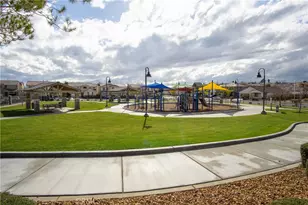 16846 Desert Star, Victorville, CA 92394 - Photo 57