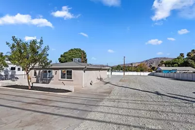 19594 Temescal Canyon, Corona, CA 92881 - Photo 9