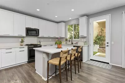 28382 Wild Rose, Highland, CA 92346 - Photo 9