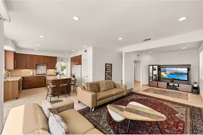 51 La Perla, Lake Forest, CA 92610 - Photo 13