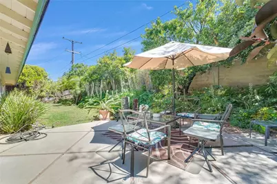 256 E Monterey, Corona, CA 92879 - Photo 27