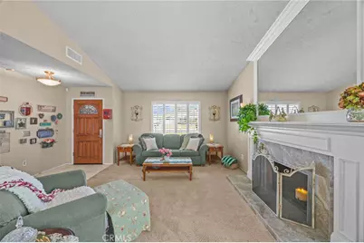 11539 Inglewood Court, Riverside, CA 92503 - Photo 5