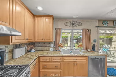 11539 Inglewood Court, Riverside, CA 92503 - Photo 17