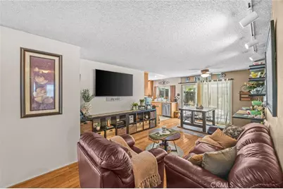 11539 Inglewood Court, Riverside, CA 92503 - Photo 9