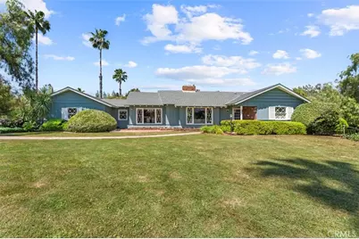 461 W Sunset Drive, Redlands, CA 92373 - Photo 5