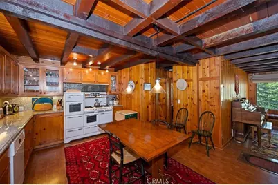 260 Burnt Mill, Lake Arrowhead, CA 92352 - Photo 11
