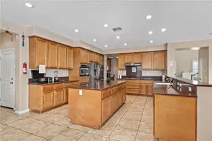13311 Kamelia St, Eastvale, CA 92880 - Photo 15