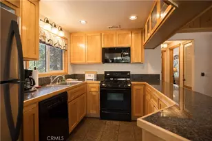 41063 Pennsylvania, Big Bear Lake, CA 92315 - Photo 15