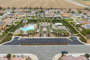 1589 Chinook, Beaumont, CA 92223 - Photo 3
