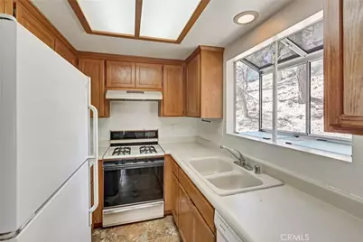 31920 Pine Cone Drive, Running Springs, CA 92382 - Photo 19