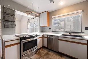 39075 Rim Of The World, Fawnskin, CA 92333 - Photo 33