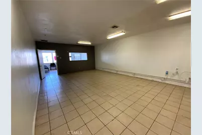 136 Highland Avenue, San Bernardino, CA 92404 - Photo 7