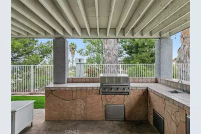 901 Clearwood Avenue, Riverside, CA 92506 - Photo 23