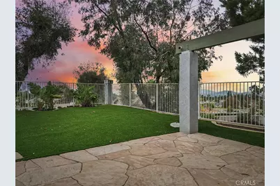 901 Clearwood Avenue, Riverside, CA 92506 - Photo 27