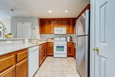 25866 Iris #C, Moreno Valley, CA 92551 - Photo 7