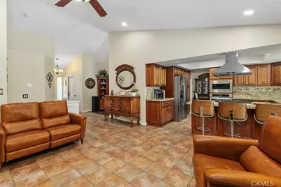 8033 Stonemist, Jurupa, CA 92509 - Photo 13