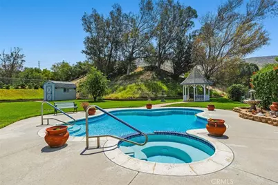 8033 Stonemist, Jurupa, CA 92509 - Photo 29