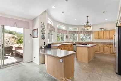 47112 Woodcliff Drive, Banning, CA 92220 - Photo 17